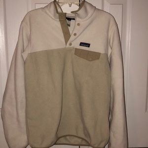 Patagonia Fleece: White and Cream